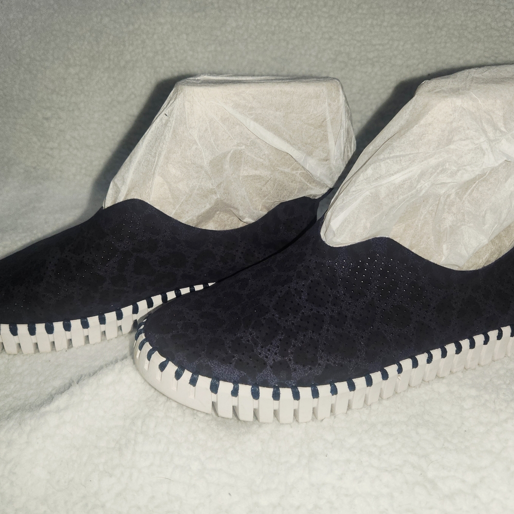 Ilse Jacobsen Black Slip-On Shoes